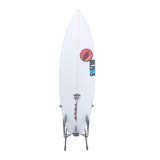 
                        
                          Cargar imagen en el visor de la galería, COR Surf Surfboard Stand | Works with Shortboards Longboards | No Center Fin Needed
                        
                      