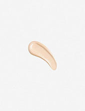
                        
                          將圖片載入圖庫檢視器 Charlotte Tilbury Magic Away Concealer (4)
                        
                      
