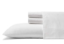 
                        
                          Cargar imagen en el visor de la galería, Tommy Bahama Solid Stonewashed Split Sheet Set, King, White
                        
                      