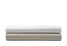 
                        
                          Cargar imagen en el visor de la galería, Tommy Bahama Solid Stonewashed Split Sheet Set, King, White
                        
                      