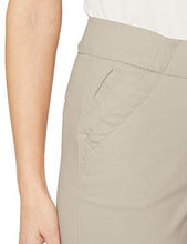 
                        
                          Cargar imagen en el visor de la galería, Jag Jeans Women's Petite Gracie Pull on Bermuda Short
                        
                      