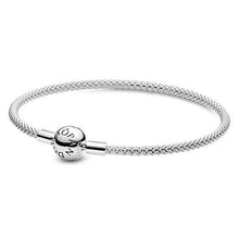 
                        
                          Muat gambar ke penampil Galeri, Pandora Jewelry Moments Mesh Charm Sterling Silver Bracelet - JOY2ESpree
                        
                      