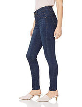 
                        
                          將圖片載入圖庫檢視器 Jag Jeans Women's Petite Cecilia Skinny Fit Jean
                        
                      