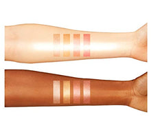 
                        
                          गैलरी व्यूवर में इमेज लोड करें, Charlotte Tilbury Glowgasm Beauty Light Wand Easy Highlighter in Goldgasm
                        
                      