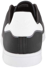 
                        
                          画像をギャラリービューアに読み込む, adidas Originals Men's Stan Smith Sneaker
                        
                      