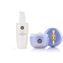
                        
                          Load image into Gallery viewer, Tatcha Bundle Set: Dewy Skin Cream (50ml) &amp; Pure One Step Camellia Cleansing Oil (150ml)
                        
                      