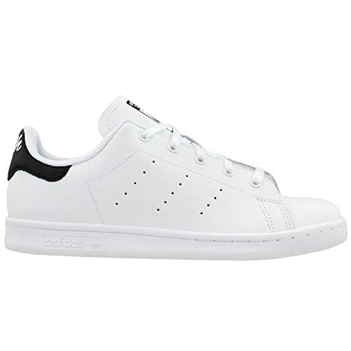 adidas Stan Smith Lace Up Sneakers (Big Kid) Casual Sneakers,