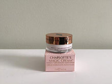 
                        
                          將圖片載入圖庫檢視器 CHARLOTTE TILBURY Magic Cream Moisturizer, Deluxe Mini, 0.2 oz
                        
                      