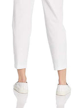 
                        
                          將圖片載入圖庫檢視器 Jag Jeans Women's Flora Chino Crop with Embroidery
                        
                      