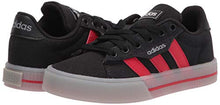
                        
                          画像をギャラリービューアに読み込む, adidas Kids' Daily 3.0 Skate Shoe
                        
                      