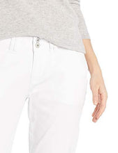 
                        
                          將圖片載入圖庫檢視器 Jag Jeans Women's Flora Chino Crop with Embroidery
                        
                      