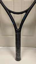 
                        
                          Load image into Gallery viewer, Wilson Ultra 100 CV Jumbo Racquet - Blue - JOY2ESpree
                        
                      