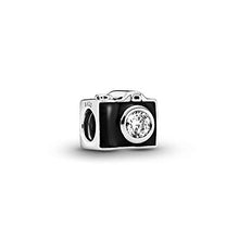 
                        
                          画像をギャラリービューアに読み込む, Pandora Jewelry Vintage Camera Cubic Zirconia Charm in Sterling Silver - JOY2ESpree
                        
                      