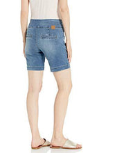 
                        
                          將圖片載入圖庫檢視器 Jag Jeans Women's Ainsley Pull on 8" Short
                        
                      
