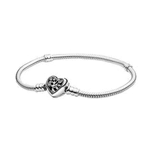 
                        
                          Cargar imagen en el visor de la galería, PANDORA Pandora Moments Family Tree Heart Clasp Snake Chain Bracelet, Clear CZ 925 Sterling Silver Charm Bracelet - JOY2ESpree
                        
                      