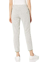 
                        
                          Load image into Gallery viewer, Billabong Women's Misses Roam Free Sweatpant
                        
                      