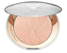 
                        
                          將圖片載入圖庫檢視器 Charlotte Tilbury Highlighter Superstar Glow
                        
                      