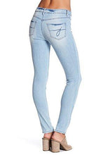 
                        
                          Muat gambar ke penampil Galeri, Jag Jeans Women’s Sheila Skinny Jean
                        
                      