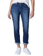 
                        
                          Load image into Gallery viewer, Jag Jeans Women's Mid Rise Carter Girlfriend Jean
                        
                      