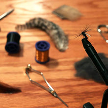 
                        
                          गैलरी व्यूवर में इमेज लोड करें, Scientific Anglers Deluxe Fly Tying Kit with Vise, Materials, Tools, Hooks, and Instructional DVD in Travel Case
                        
                      
