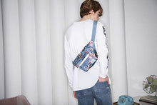 
                        
                          Load image into Gallery viewer, Herschel Seventeen Waist Pack
                        
                      