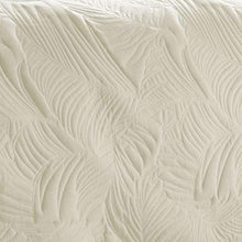 
                        
                          Load image into Gallery viewer, Tommy Bahama | Paradise Fronds Bedding Collection
                        
                      