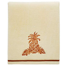 
                        
                          Cargar imagen en el visor de la galería, Tommy Bahama Batik Pineapple, Bath Towel, Orange
                        
                      
