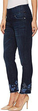 
                        
                          將圖片載入圖庫檢視器 Jag Jeans Women's Amelia Pull on Slim Fit Ankle Jean with Embroidery
                        
                      