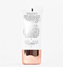 
                        
                          Load image into Gallery viewer, Charlotte Tilbury Healthy Glow Summer Tint Moisturizer All Year Hydrating Unisex
                        
                      