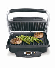 
                        
                          將圖片載入圖庫檢視器 Hamilton Beach Steak Lover's Electric Indoor Searing Grill, Nonstick 100 Square, Stainless Steel (25331), Black and Stainless, Medium - JOY2ESpree
                        
                      