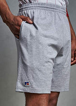 
                        
                          將圖片載入圖庫檢視器 Russell Athletic Men's Premium Ringspun Cotton Short with Pockets
                        
                      