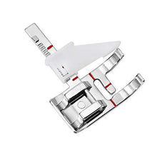 
                        
                          Load image into Gallery viewer, Pili-Paradise Presser Foot 2 Pcs Set Include Adjustable Guide Foot &amp; Bias Binder Foot
                        
                      