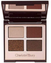 
                        
                          Cargar imagen en el visor de la galería, Charlotte Tilbury Luxury Palette Eyeshadows Bella Sofia 4 Colors
                        
                      