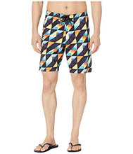 
                        
                          画像をギャラリービューアに読み込む, Tommy Bahama North Shore Dusk to Dawn Board Shorts Swim
                        
                      