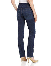 
                        
                          將圖片載入圖庫檢視器 Jag Jeans Women's Petite Peri Pull On Straight Leg Jean
                        
                      