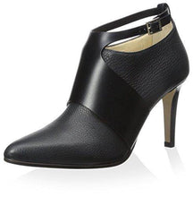
                        
                          將圖片載入圖庫檢視器 JIMMY CHOO Women's Telma Ankle Bootie
                        
                      