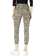
                        
                          गैलरी व्यूवर में इमेज लोड करें, Jag Jeans Women's Margaret Camo Utility Ankle Pant
                        
                      