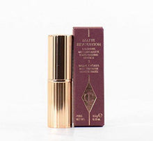 
                        
                          Cargar imagen en el visor de la galería, Charlotte Tilbury Matte Revolution Luminous Lipstick - Birkin Brown - Full Size
                        
                      