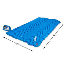 
                        
                          Load image into Gallery viewer, Klymit Double V Sleeping Pad
                        
                      