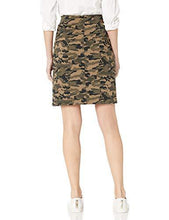 
                        
                          將圖片載入圖庫檢視器 Jag Jeans Women's Ashley Pull on Ponte Camo Skort
                        
                      