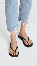 
                        
                          Load image into Gallery viewer, Havaianas Women's Slim Flip Flop Sandal
                        
                      
