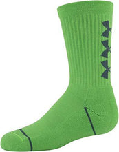
                        
                          गैलरी व्यूवर में इमेज लोड करें, Under Armour Youth Phenom Crew Socks, 3-Pairs , Laser Green/White , Youth Large - JOY2ESpree
                        
                      