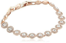 
                        
                          將圖片載入圖庫檢視器 SWAROVSKI Women's Angelic Jewelry Collection, Rose Gold Tone Finish, Clear Crystals - JOY2ESpree
                        
                      