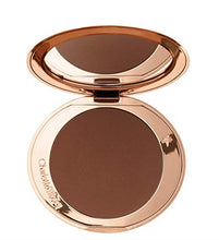 
                        
                          Load image into Gallery viewer, Charlotte Tilbury Airbrush Bronzer Matte Bronzing Filter Face and Body Pressed Powder Full Size 4 Deep
                        
                      