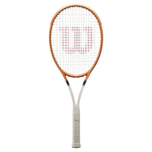 
                        
                          गैलरी व्यूवर में इमेज लोड करें, Wilson Sporting Goods Blade 98 16X19 Roland Garros Performance Tennis Racquet - JOY2ESpree
                        
                      