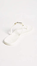 
                        
                          गैलरी व्यूवर में इमेज लोड करें, Tory Burch Women's Mini Miller Flip Flops - JOY2ESpree
                        
                      