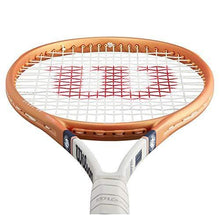 
                        
                          गैलरी व्यूवर में इमेज लोड करें, Wilson Sporting Goods Blade 98 16X19 Roland Garros Performance Tennis Racquet - JOY2ESpree
                        
                      