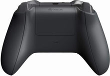 
                        
                          गैलरी व्यूवर में इमेज लोड करें, Microsoft Xbox One X 1TB Console with Wireless Controller: Xbox One X Enhanced, HDR, Native 4K, Ultra HD (Renewed) (2017 Model) - JOY2ESpree
                        
                      