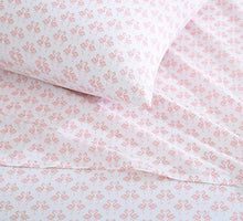 
                        
                          Muat gambar ke penampil Galeri, Tommy Bahama | Flamingle Collection | Bed Sheet Set - Crisp &amp; Cool 100% Washed Cotton Lightweight Bedding, Queen, Pink
                        
                      