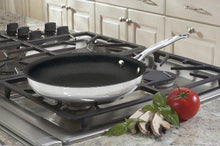 
                        
                          Muat gambar ke penampil Galeri, Cuisinart 722-24NS Chef's Classic Nonstick Stainless 10-Inch Open Skillet - JOY2ESpree
                        
                      